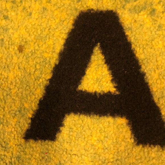 Meet your Posher, Amy - Picture 1 of 1